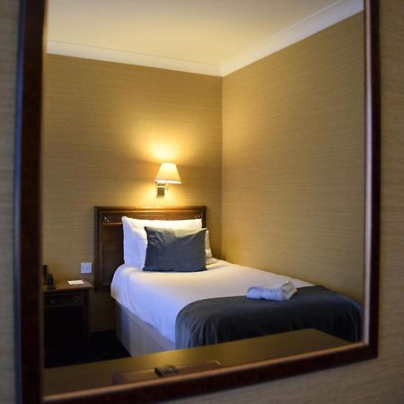 The Rose & Crown Hotel 톤브리지 외부 사진